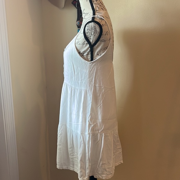 Sundress - Picture 5 of 7